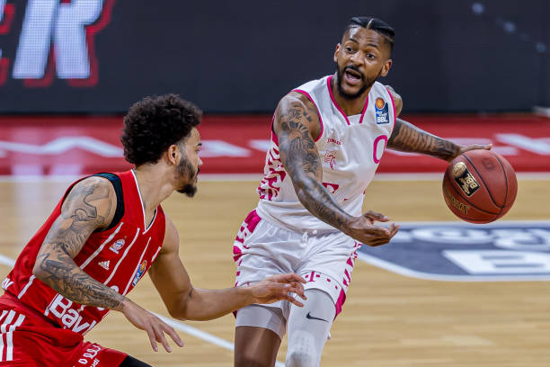 很多俱乐部 很多俱乐部